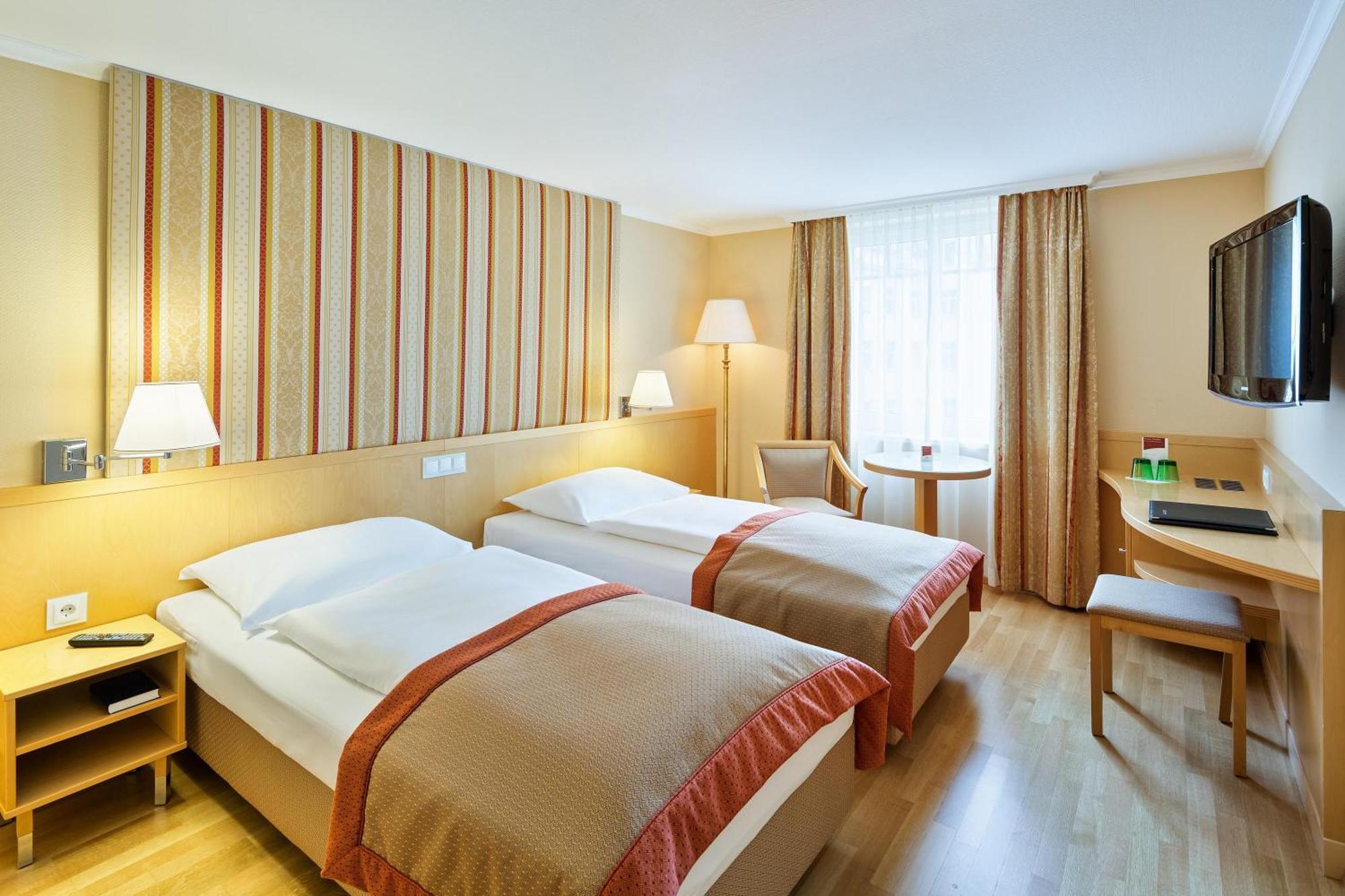 Austria Trend Hotel Ananas Wien Экстерьер фото